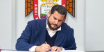 Firma Ismael Burgueño convenio con ACNUR para fortalecer la atención a personas refugiadas