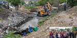 Realizan limpieza de canal pluvial en Terrazas del Valle