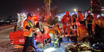 Rescata Bomberos a conductor prensado tras volcadura en la Vía Rápida Oriente