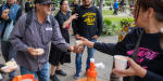 "Mi Púlpito es la Calle", grupo religioso que ayuda a personas en situación de calle