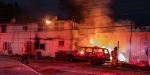 Incendio consume dos viviendas y una camioneta en El Florido