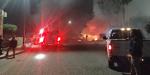 Comando armado irrumpe en la FGE de Ensenada y quema tres vehículos