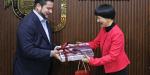 Recibe Ismael Burgueño visita de la Cónsul General de la República Popular China en Tijuana, Fu Xinrong