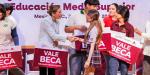 Entrega Marina del Pilar primeras becas para jóvenes de Educación Media Superior