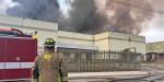 Arde fábrica en el parque industrial Nordika