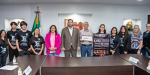 Entrega Ismael Burgueño apoyos a Asociaciones Civiles
