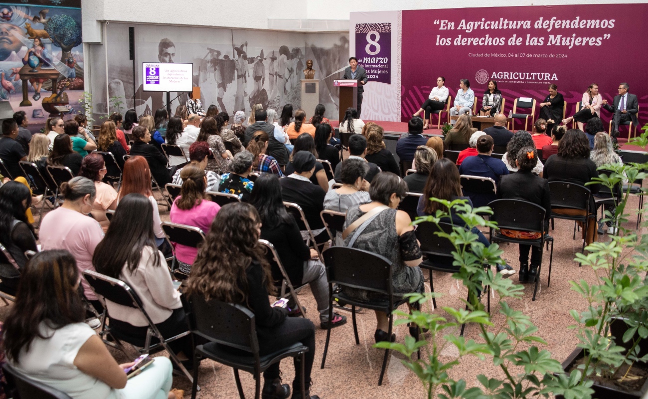 Reconocen papel de las mujeres en el desarrollo agroalimentario y rural