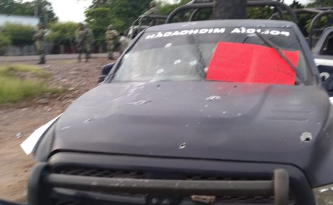 Deja  14 muertos emboscada contra policías en Aguililla, Michoacán