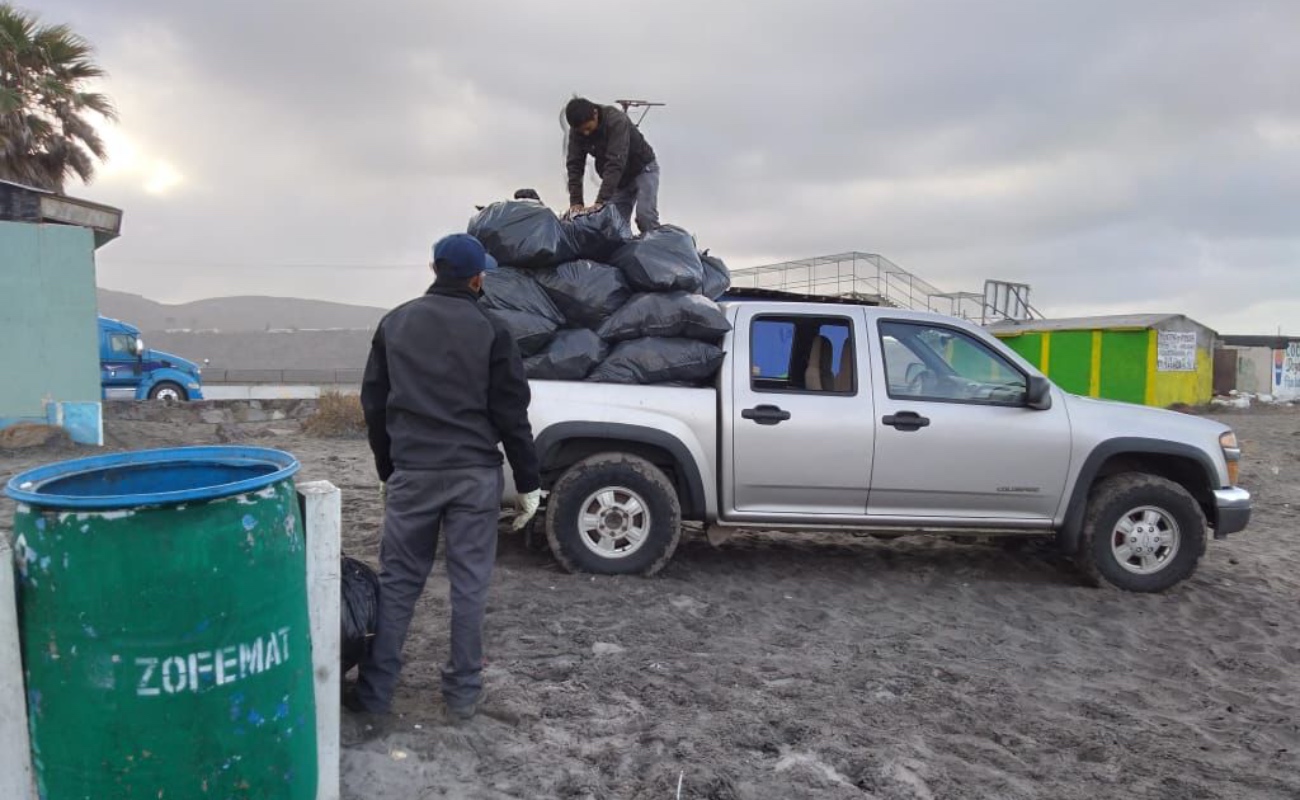 Levantan 28.46 toneladas de basura en playas de Ensenada