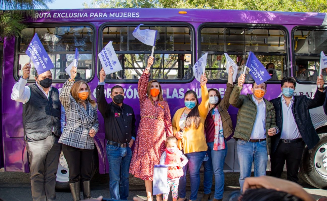 Lanzan “Transporte Violeta” para protección de las mujeres