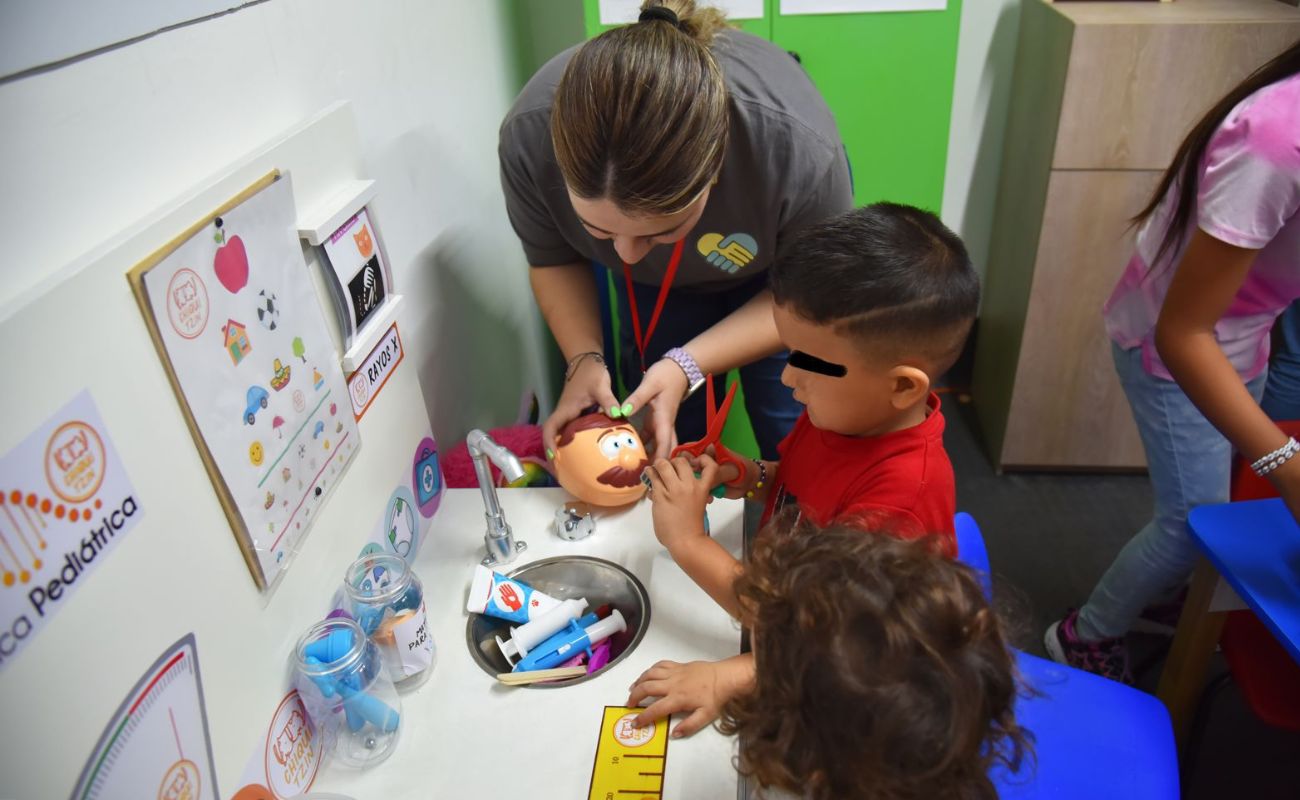 Inauguran octava ludoteca infantil en alianza para la salud de refugiados