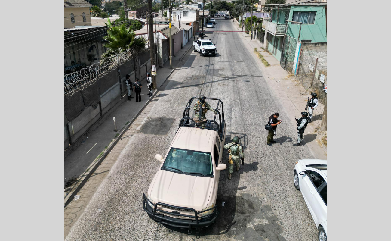 Enfrentamiento armado entre policías y delincuente en La Gloria