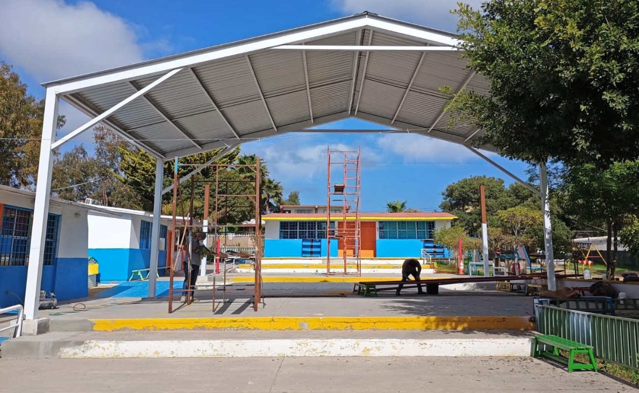Mejora infraestructura escolar secretaría de educación en Rosarito