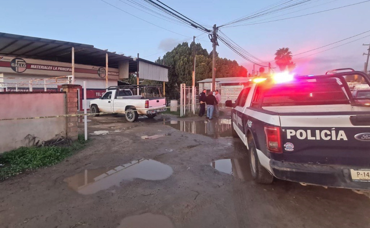 Asesinan a un hombre en estacionamiento de ferretería en Valle de Guadalupe