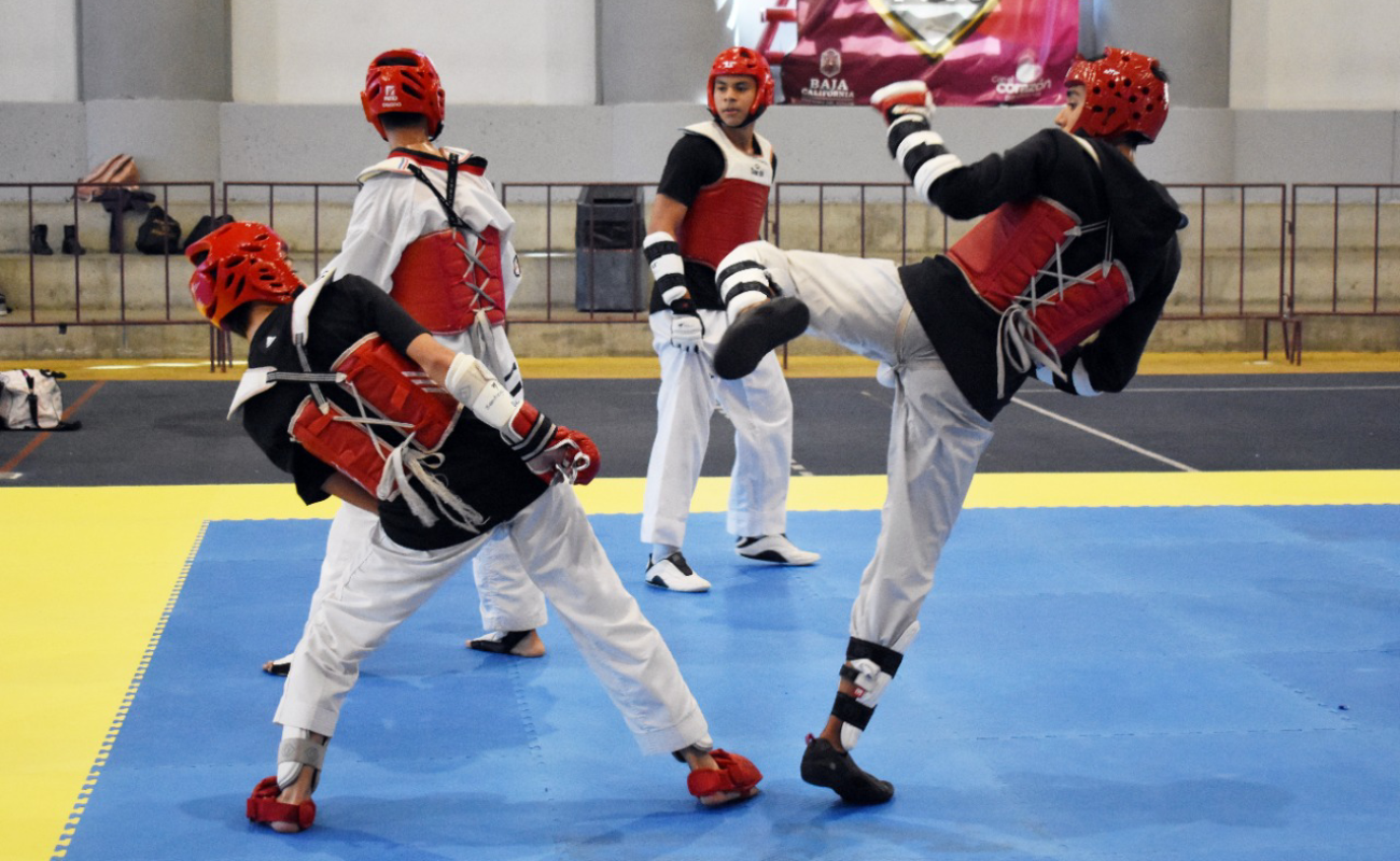 Ofrece Selección Mexicana Juvenil de Taekwondo entrenamiento público