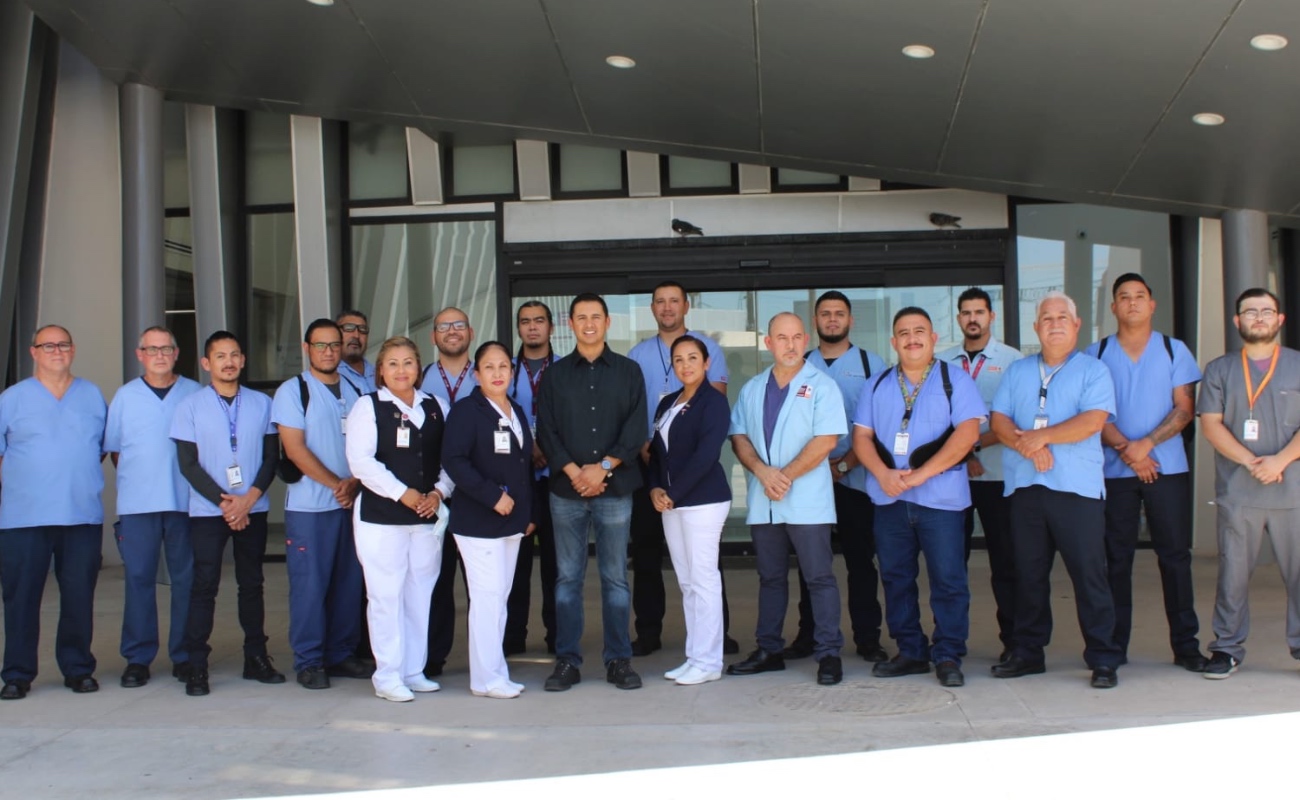 Reconoce Hospital General de Mexicali labor de los camilleros hospitalarios