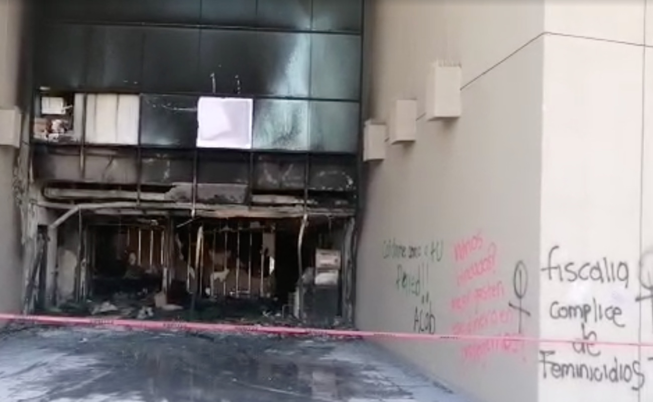 Evalúan daños a edificio de la Fiscalía BC tras protesta feminista