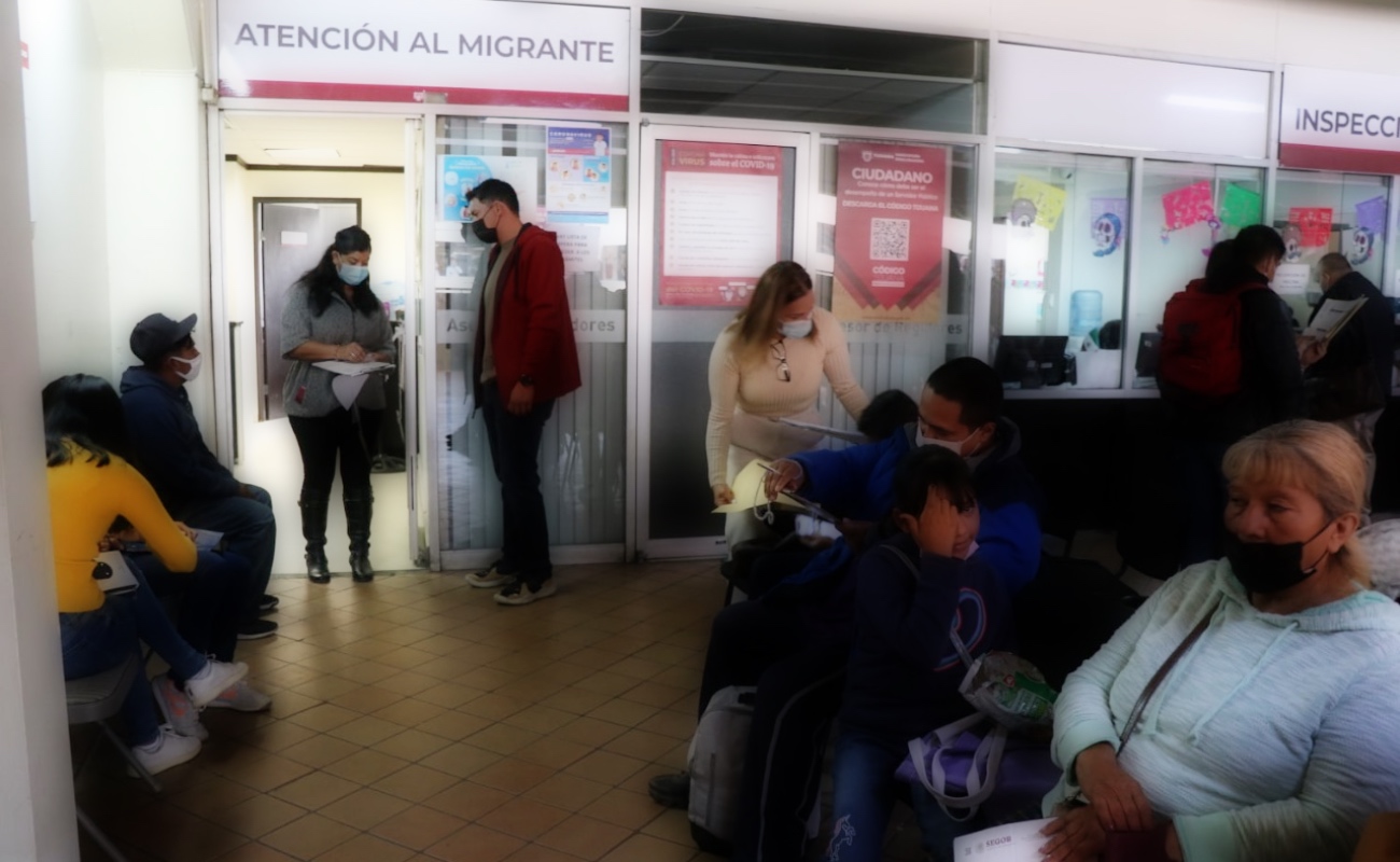 Aceptan cinco migrantes del campamento de “El Chaparral” regresar su lugar de origen