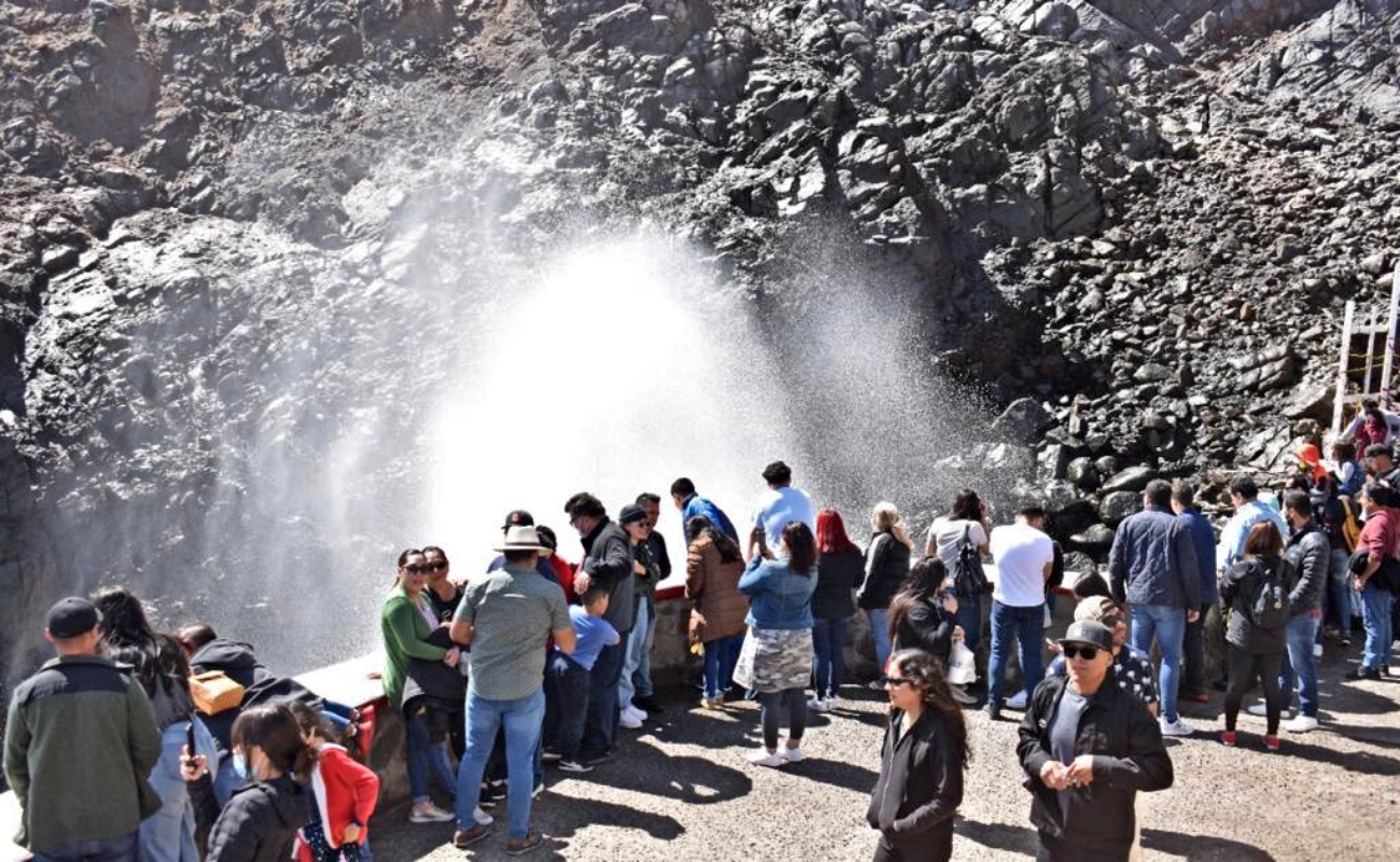 Destaca Armando Ayala la visita de 240 mil turistas a La Bufadora