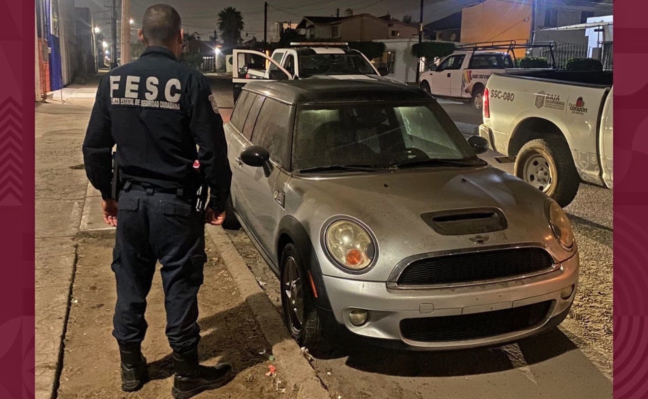 Recuperan vehículos con reporte de robo en Ensenada y Tijuana