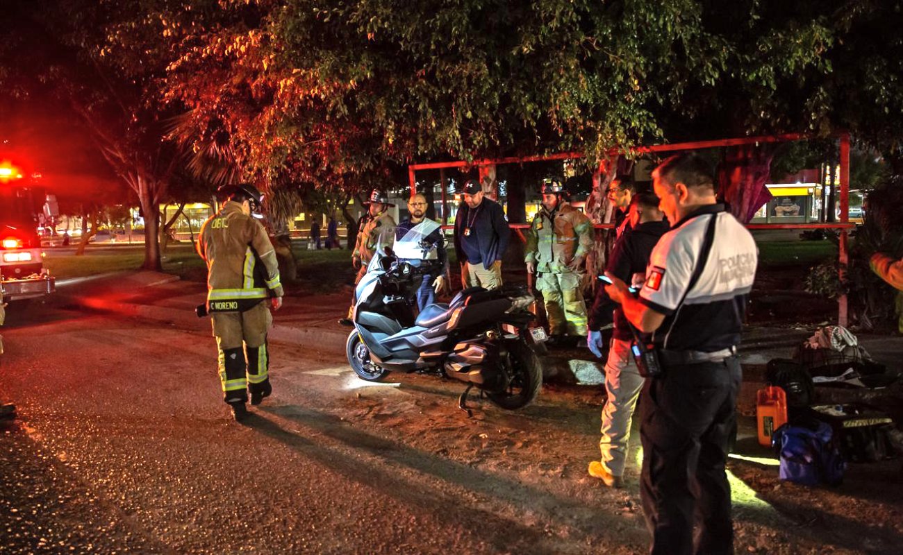 Sexagenario sufre accidente en motocicleta en Zona Centro