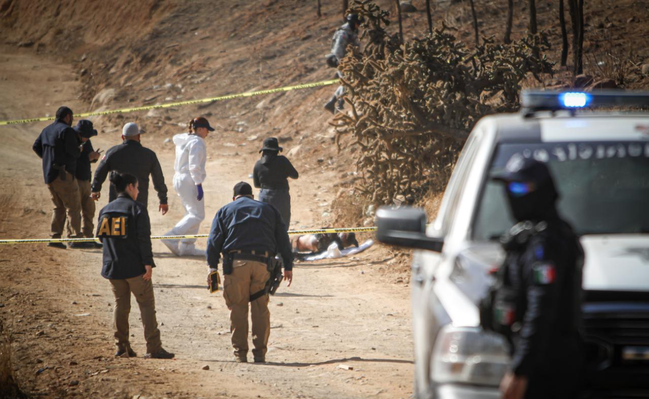 Hallan cuerpo semi calcinado en la colonia Piso de Piedra