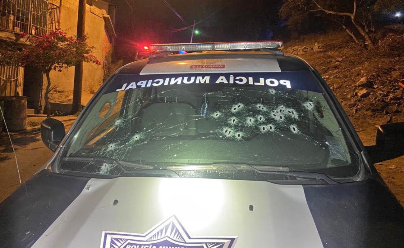 Caen cinco hombres y una mujer tras enfrentamiento con policías municipales