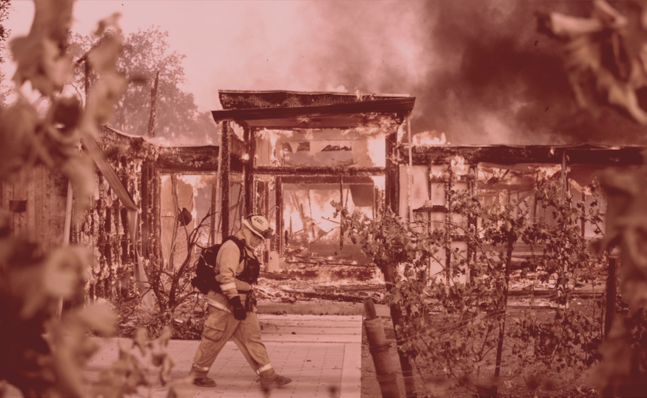 Devastación y evacuaciones en California por incendios forestales