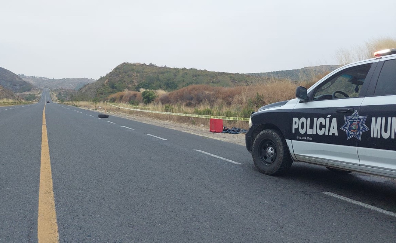 Tiran dos cuerpos en el Libramiento y carretera El Tigre de Ensenada
