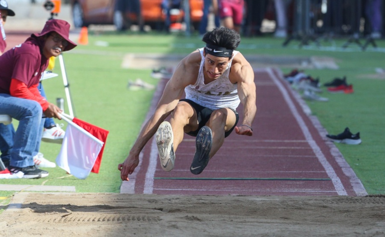 Gana bajacaliforniano Andrés Torres, el Macro Regional de Atletismo en Salto de Longitud