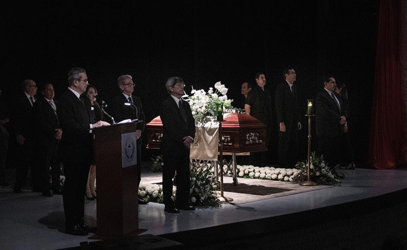 Rinden homenaje luctuoso a Don Eduardo Letayf Slim, consejero de honor del IENAC