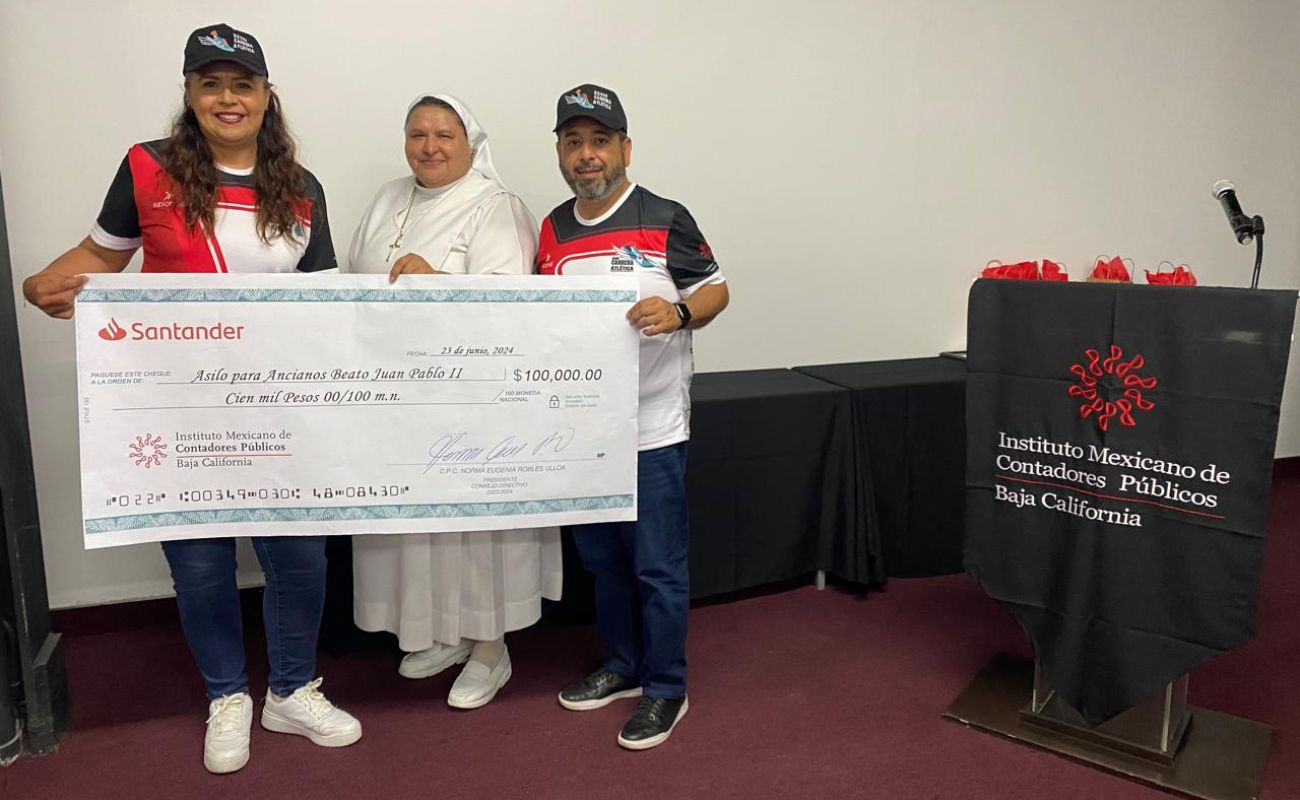 Donan Contadores 100 mil pesos al Asilo Juan Pablo II obtenido en Carrera Atlética de 5 km
