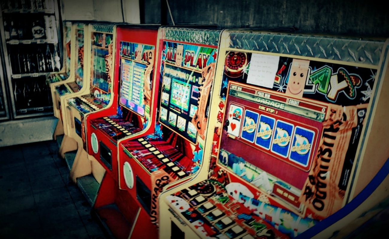 Cierran tres mini casinos en la Presa Este