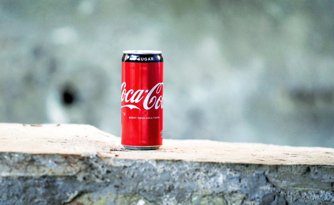 Incursionaría Coca Cola en bebidas con componente de marihuana