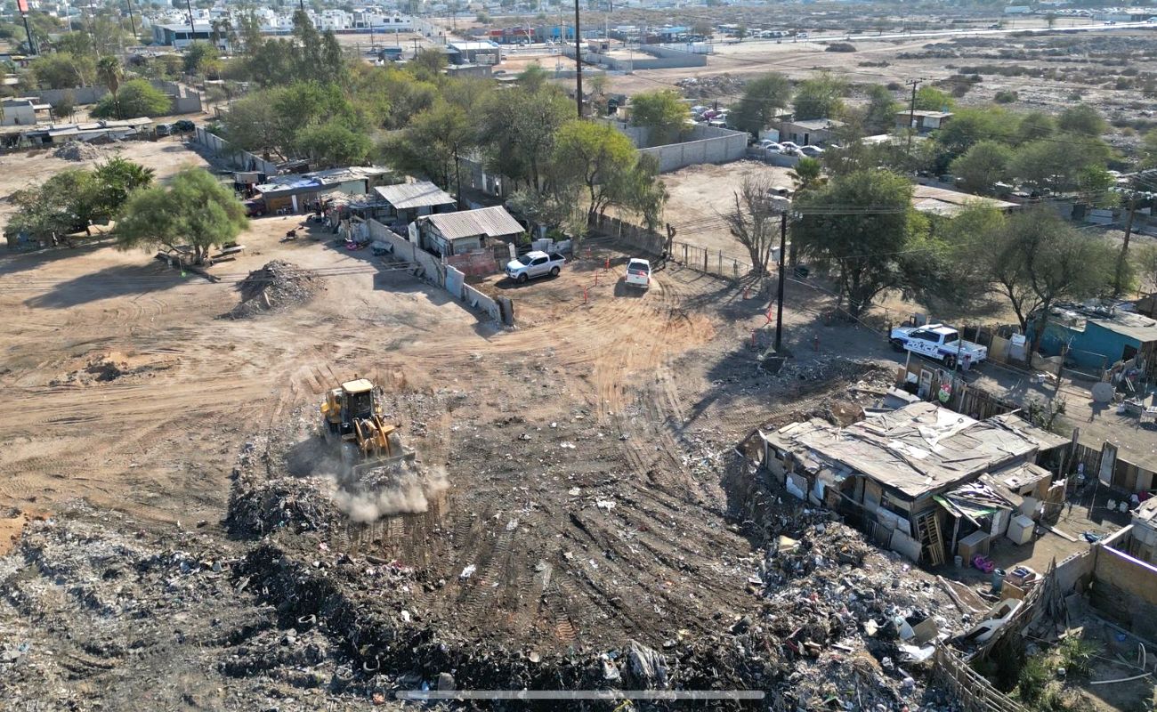 Intensifican en Mexicali limpieza de basureros clandestinos