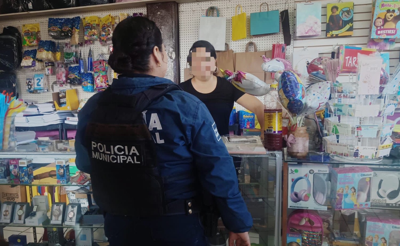 Realiza Seguridad Pública actividades de proximidad social con locatarios de la zona centro y zona Oriente