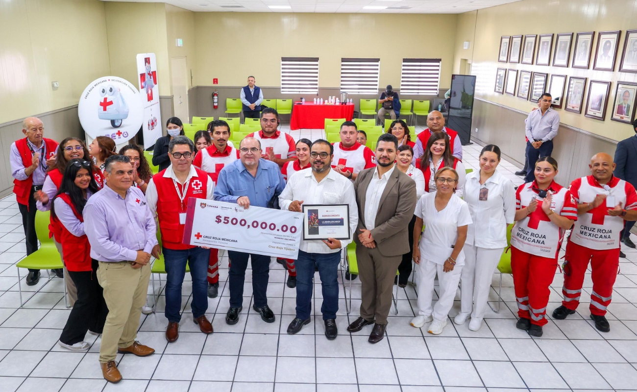 Cumple Ayuntamiento de Tijuana con donativos para la Cruz Roja