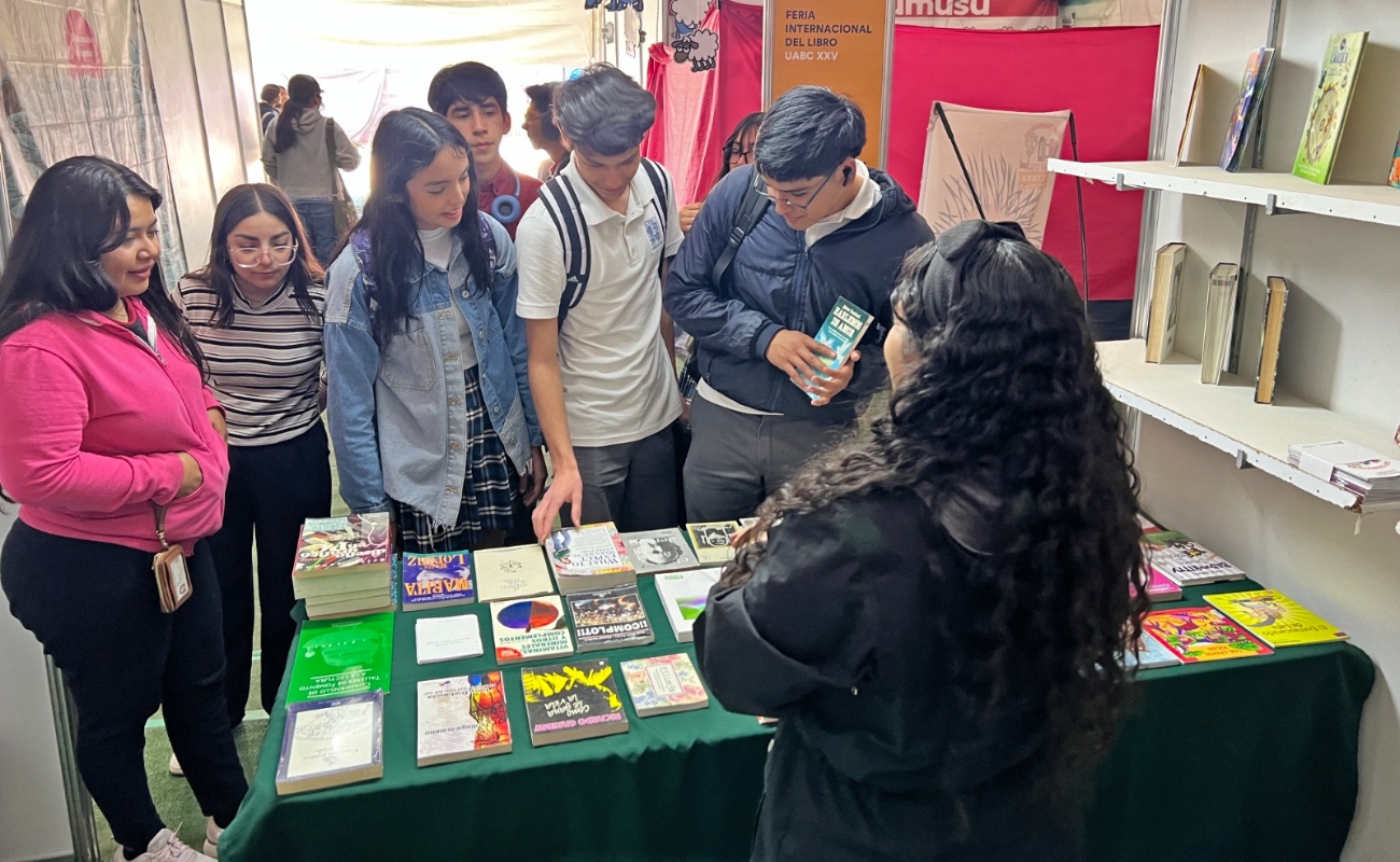 Amplía cobertura la Secretaría de Cultura en la Feria Internacional del Libro de la UABC