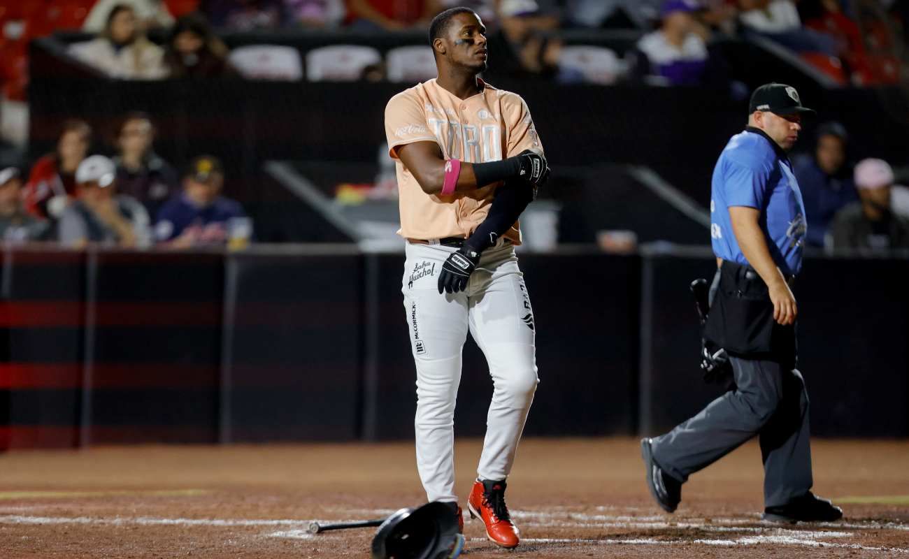 Cae Toros ante Charros