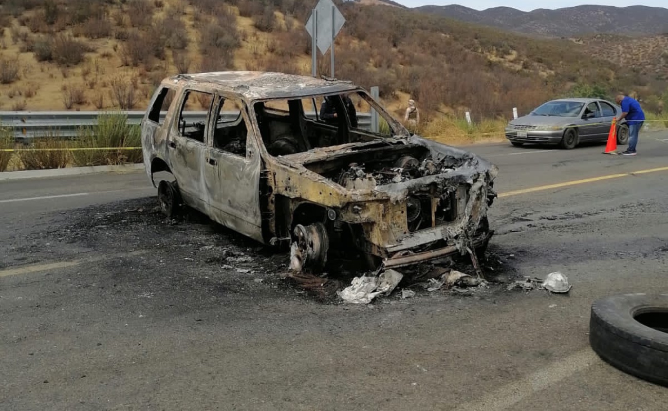 Presumen que quema de vehículo en Ensenada fue autoría de criminales de Tecate