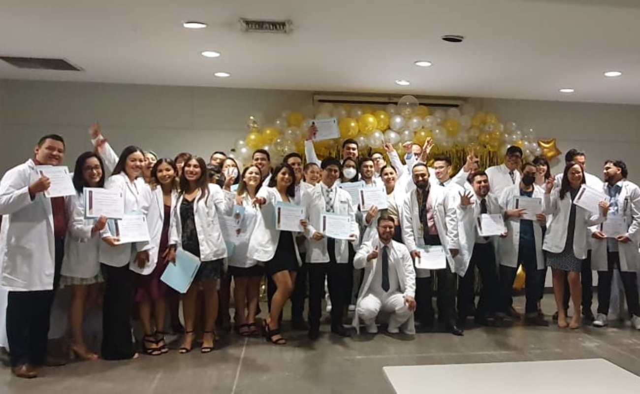 Se gradúan 112 becarios de Servicio Social en Servicios de Salud en Tijuana