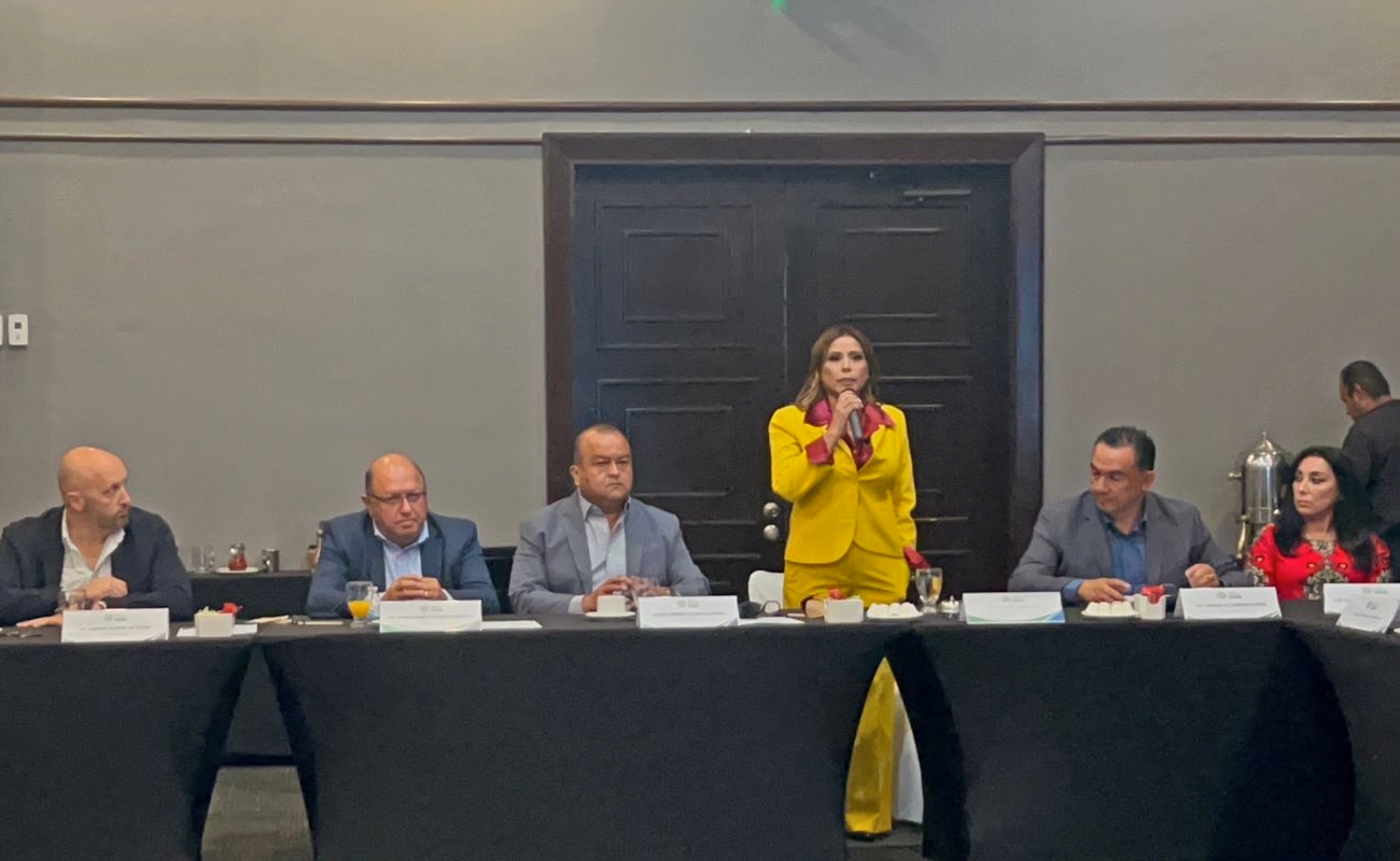 Habrá diálogo permanente con el sector empresarial: Claudia Agatón