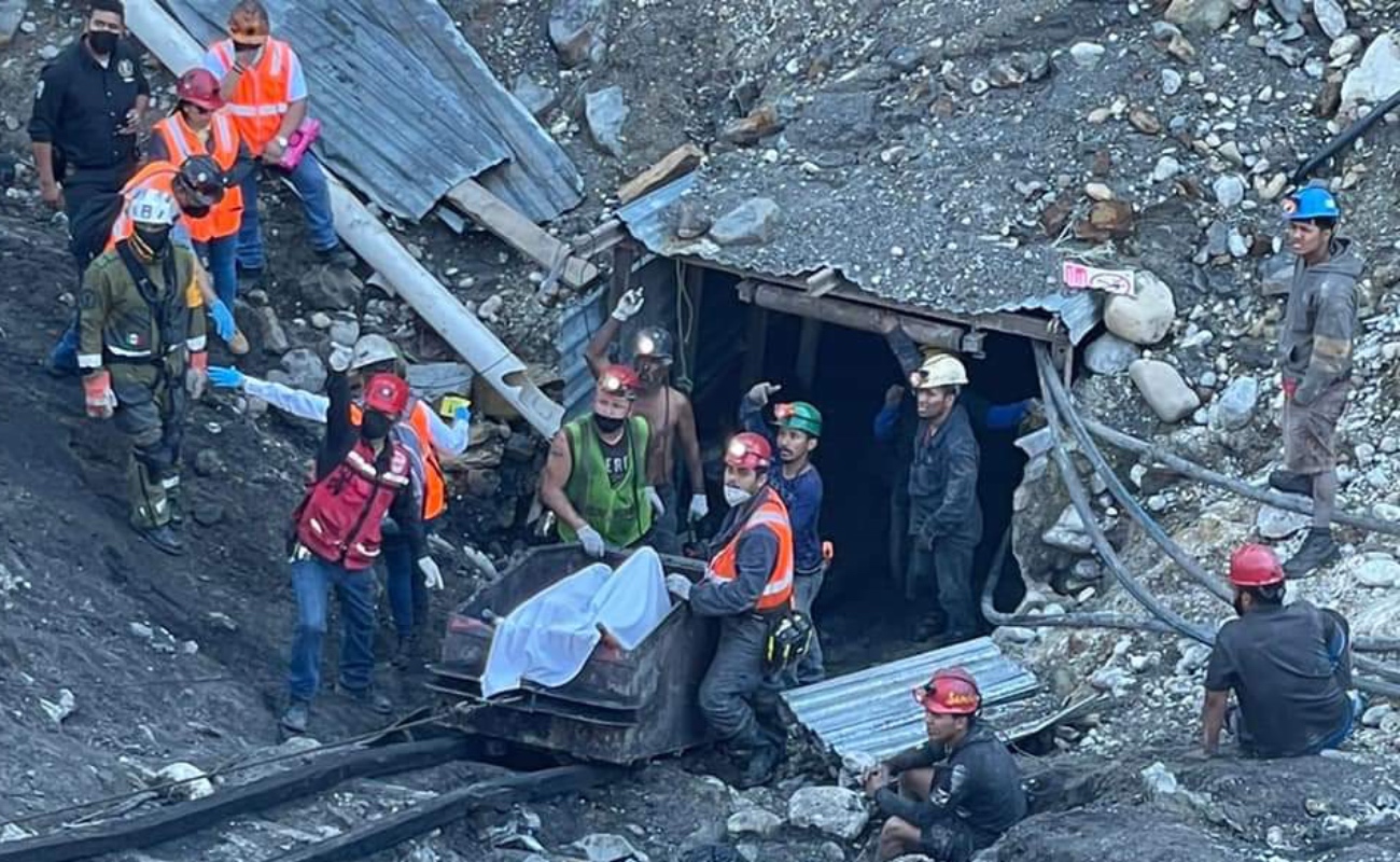 Rescatan cadáver de minero atrapado tras derrumbe en mina de Coahuila