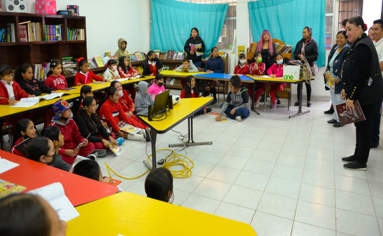 Imparten taller de promoción de derechos a alumnos de primaria intercultural bilingüe