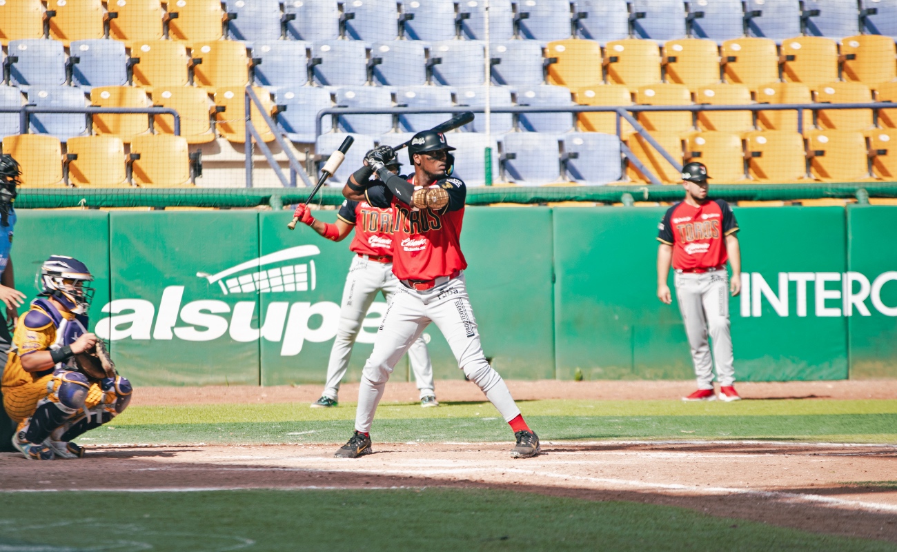 Ganan Toros a base de cuadrangulares en Chihuahua