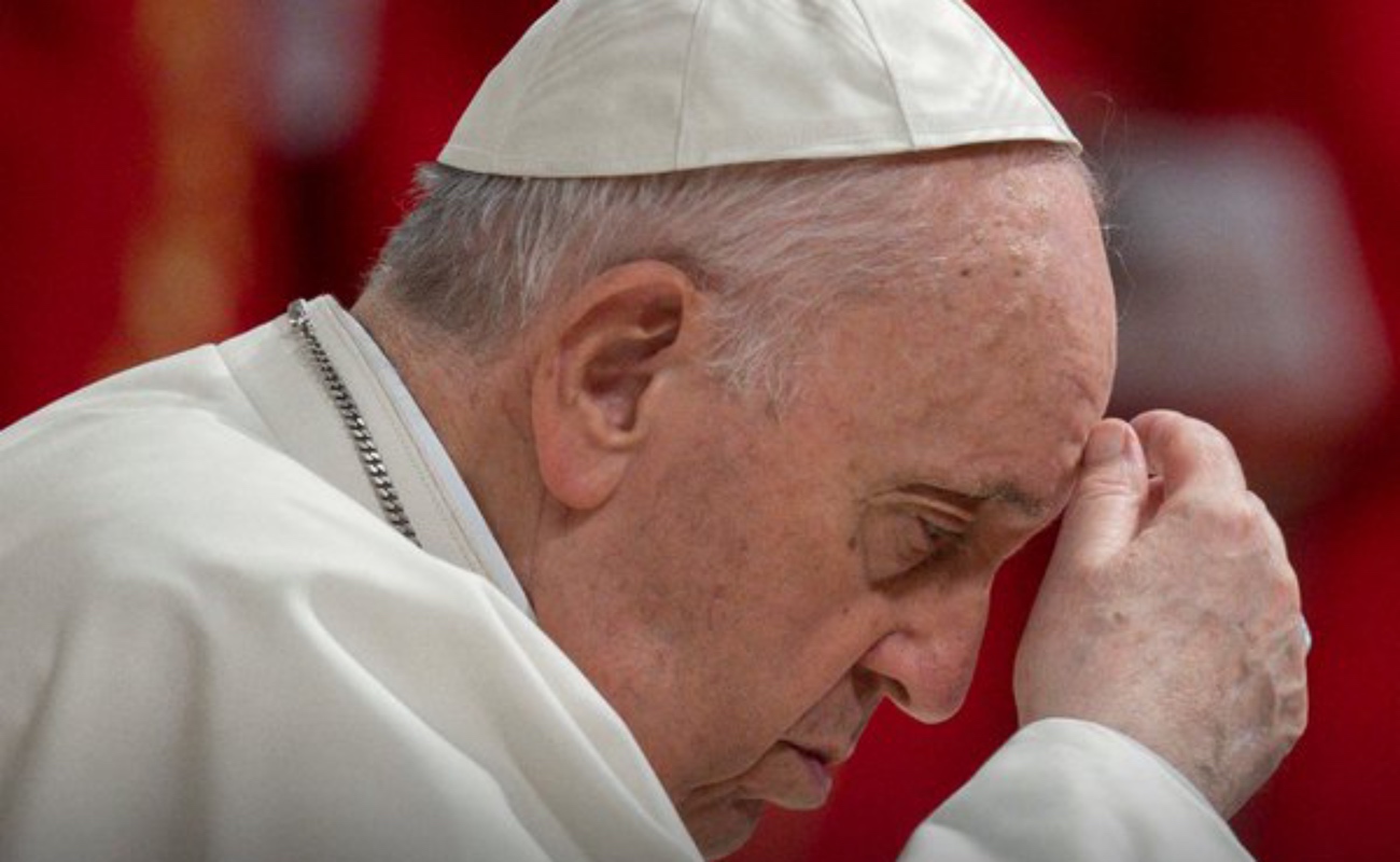 “Pido en nombre de Dios que se acabe la cruel locura de la guerra“: Papa Francisco
