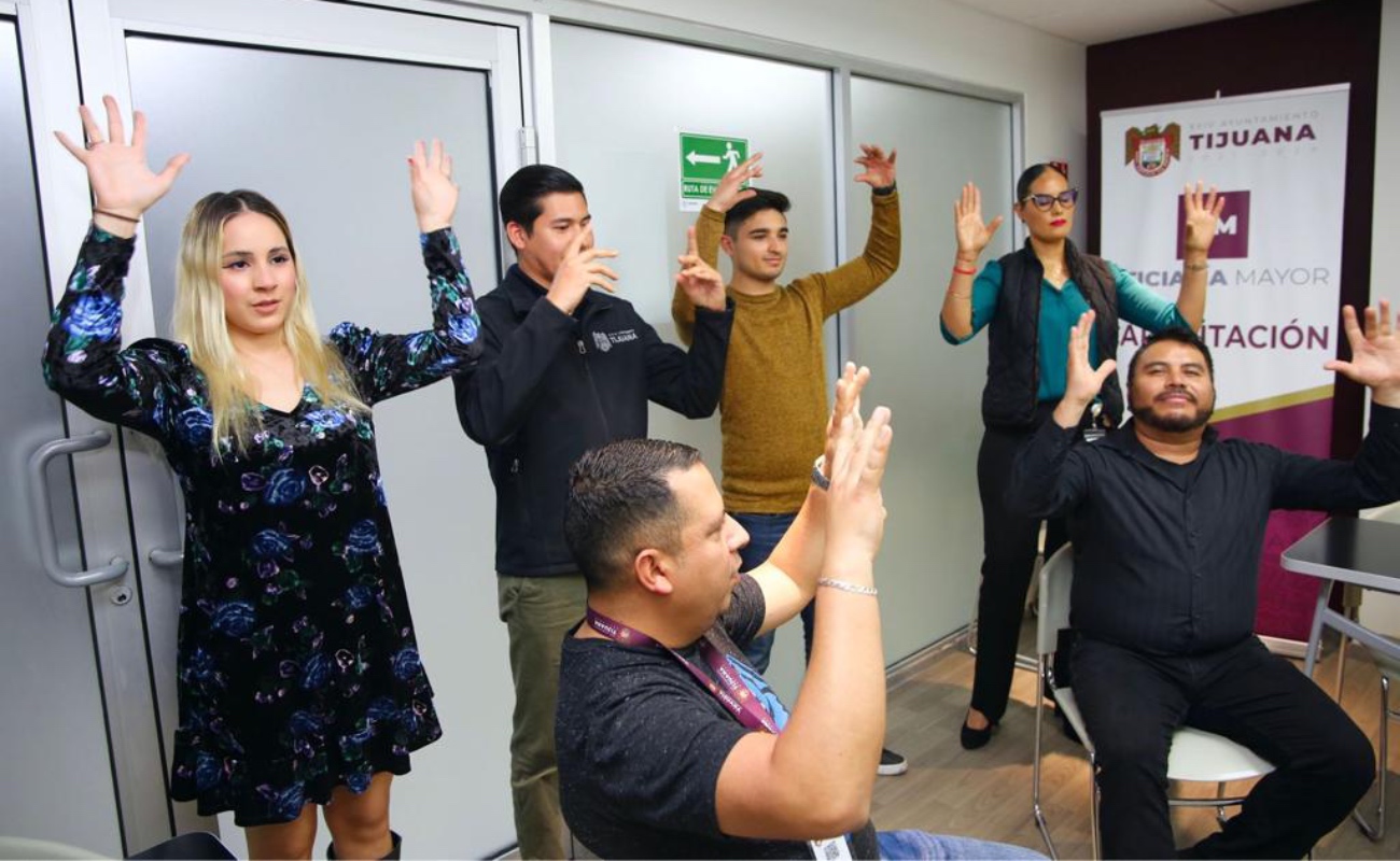 Concluye personal del Ayuntamiento capacitación de lengua de señas mexicana