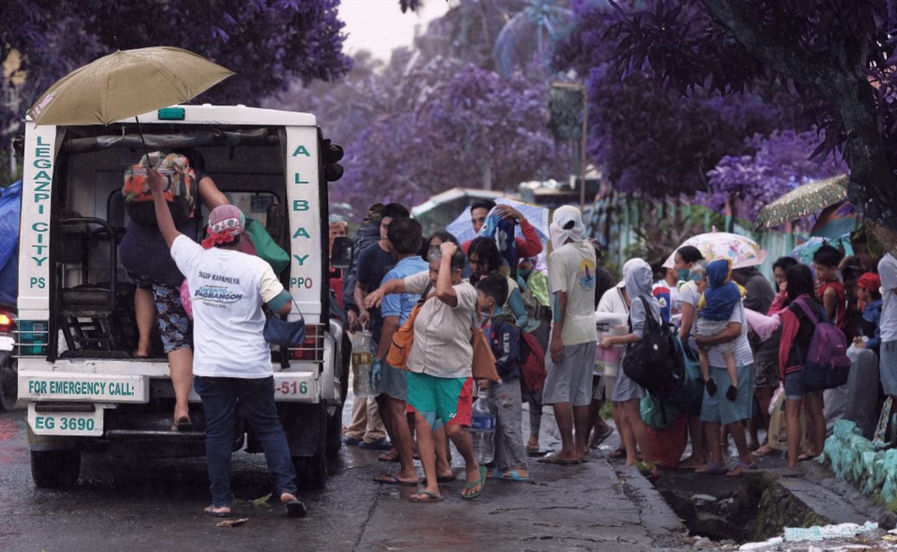 Deja tifón “Tisoy" 17 muertos a su llegada a Filipinas
