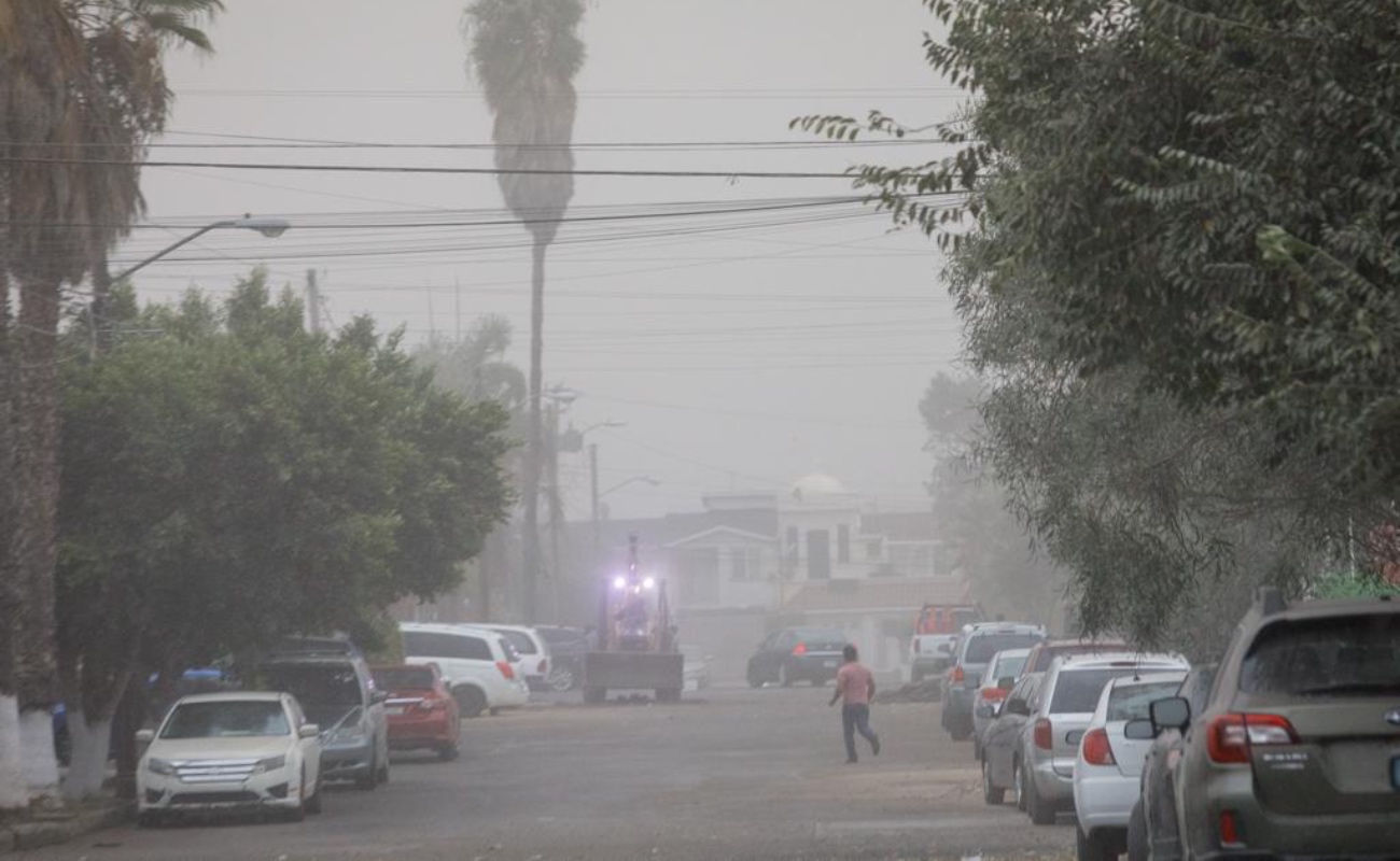 Golpea tromba a Tijuana, reportan cortes de luz en amplias zonas