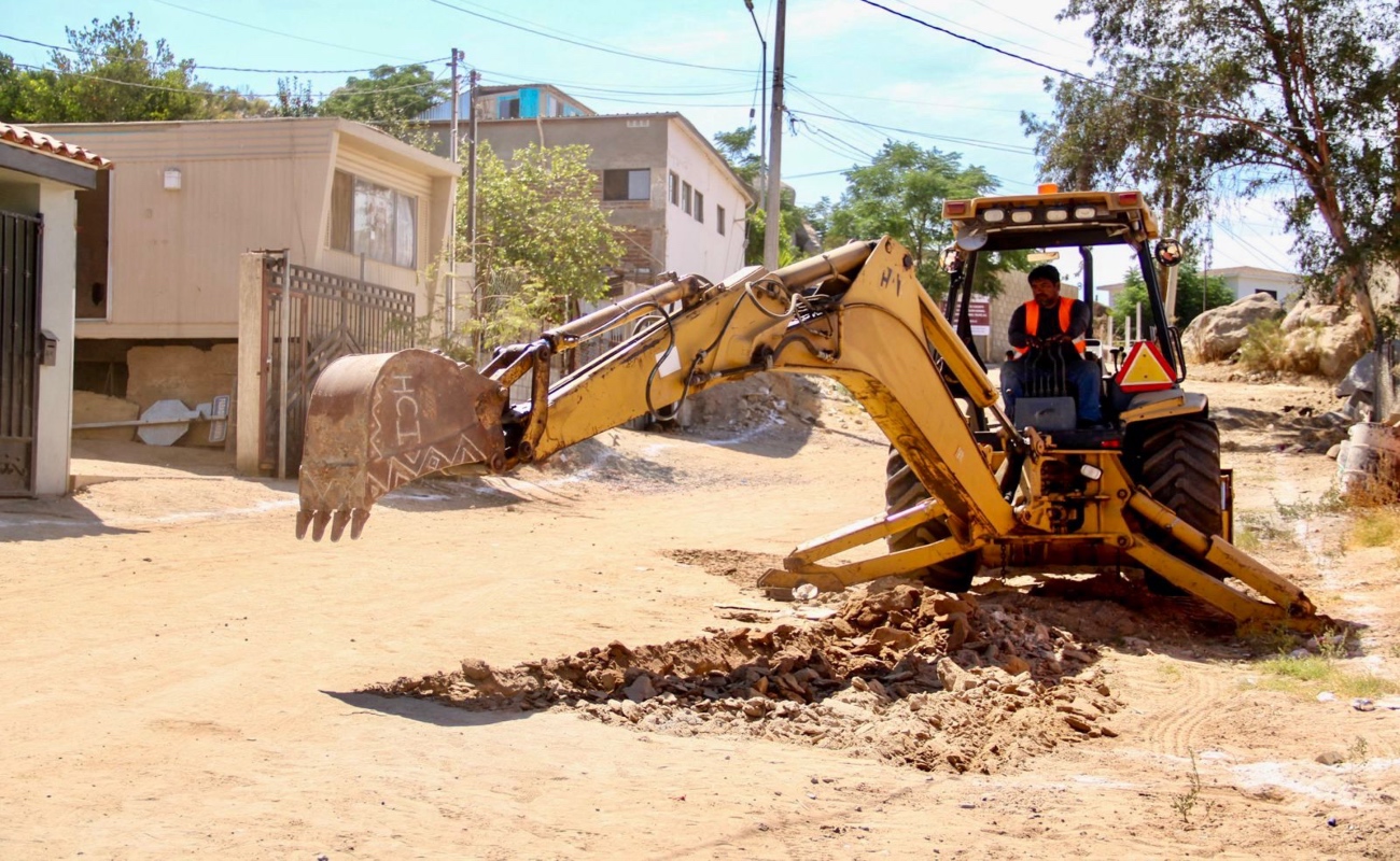 Arranca en Tecate pavimentación en Las Torres